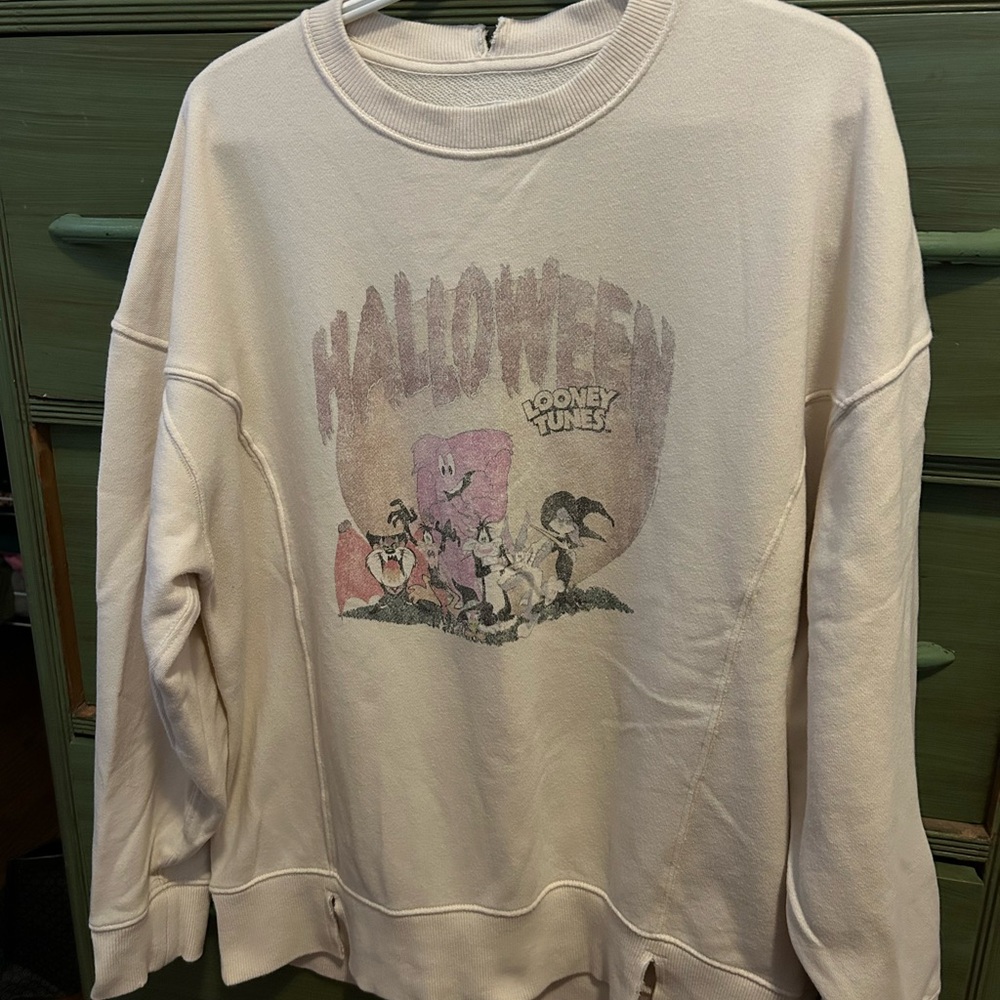 Aerie Cream Halloween Looney Tunes Sweatshirt